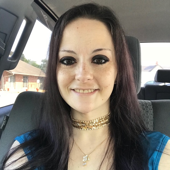 Meet your Posher, Jana - Picture 2 of 8